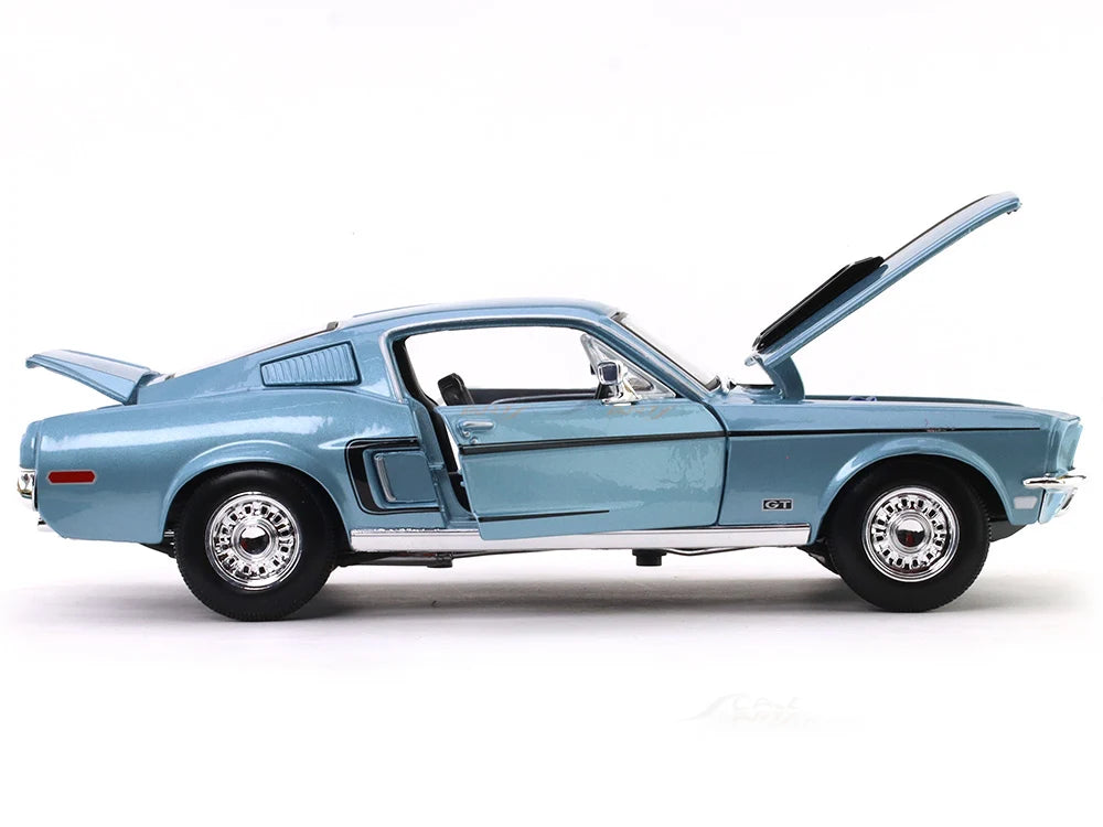 Maisto 1968 Ford Mustang GT Cobra Jet Die-Cast Model Car – Acapulco Blue 1:18 Scale
