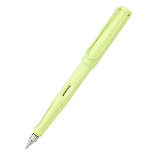 Lamy Safari Spring Green Fountain Pen