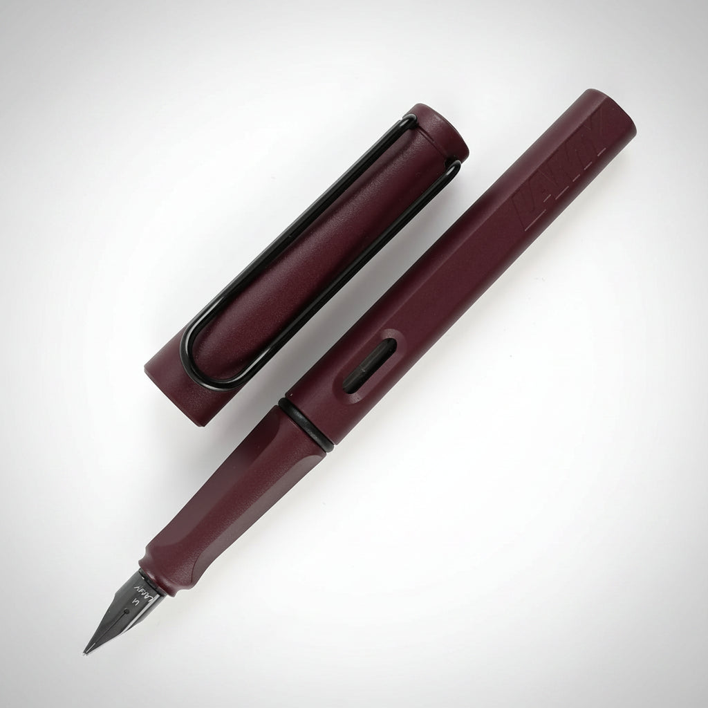 LAMY Safari Scarlet Fountain Pen