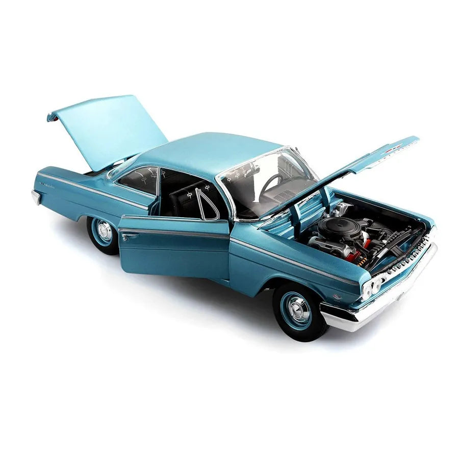 Maisto 1962 Chevrolet Bel Air Die-Cast Model Car – Teal Blue 1:18 Scale